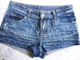 Short com tachas